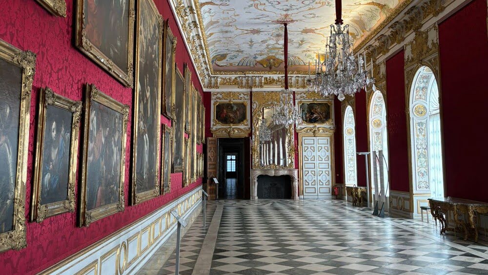 Neues Schloss Galerie